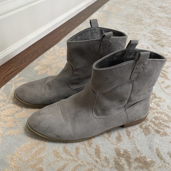 Grey Faux Suede Boots - Picture 2 of 3